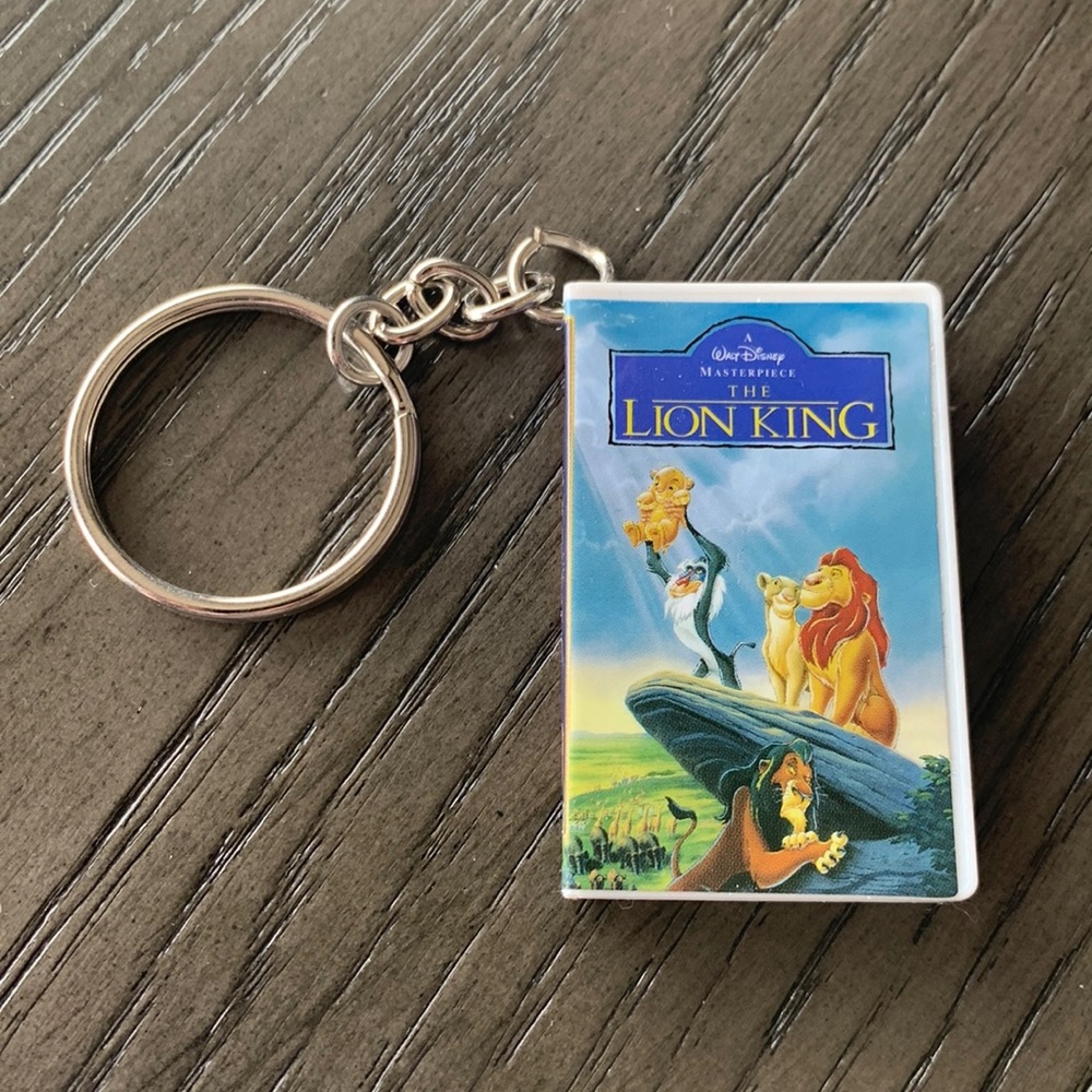Oh My Disney - The Lion King mini VHS keychain